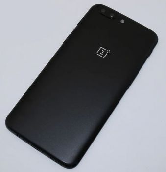 Задняя крышка OnePlus 5 A5000 черная Оригинал