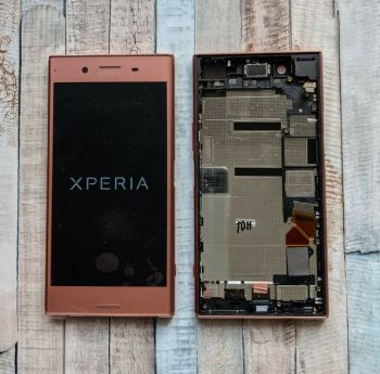 Дисплей (Экран) Sony G8142, G8141 Xperia XZ Premium с тачскрином (сенсором) розовый с рамкой Оригинал